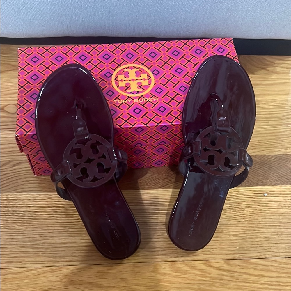 Tory Burch Women's Burgundy Sandals